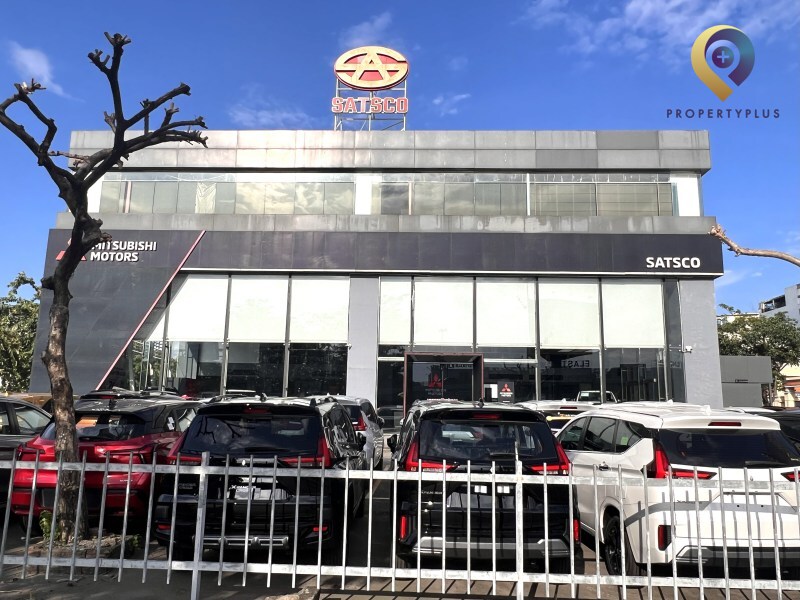 Mitsubishi Hồng Hà